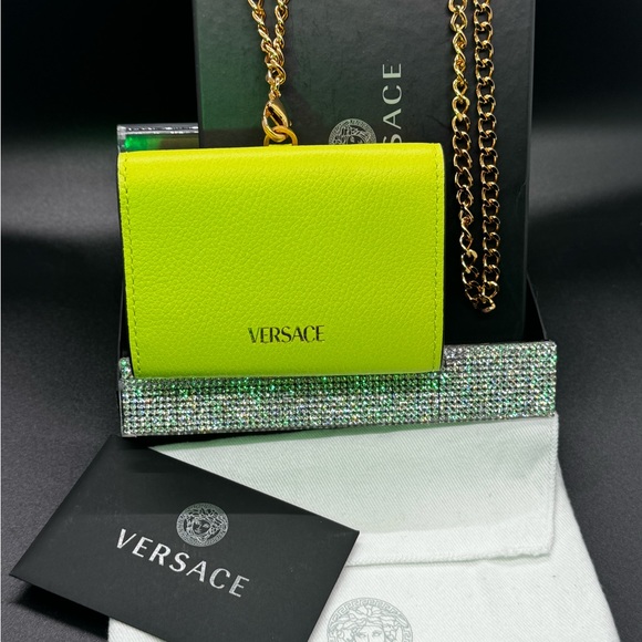 VERSACE Leather Wallet and Chain - Picture 9 of 16